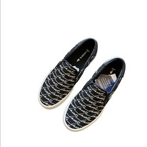 Lacoste Jump Serve Canvas Slip on sneakers
